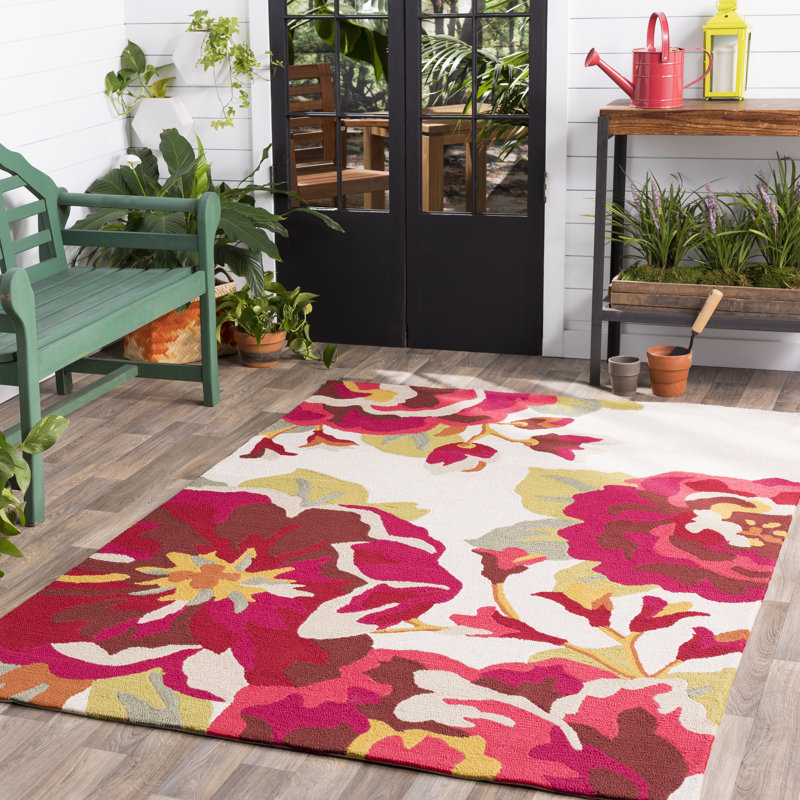 Charlton Home® Schmitt Floral Hand Hooked Pink Indoor/Outdoor Area Rug & Reviews Wayfair